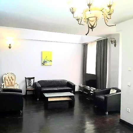 A Furnished Apartment At The Heart Of Addis Ababa, Ethiopia Exteriör bild